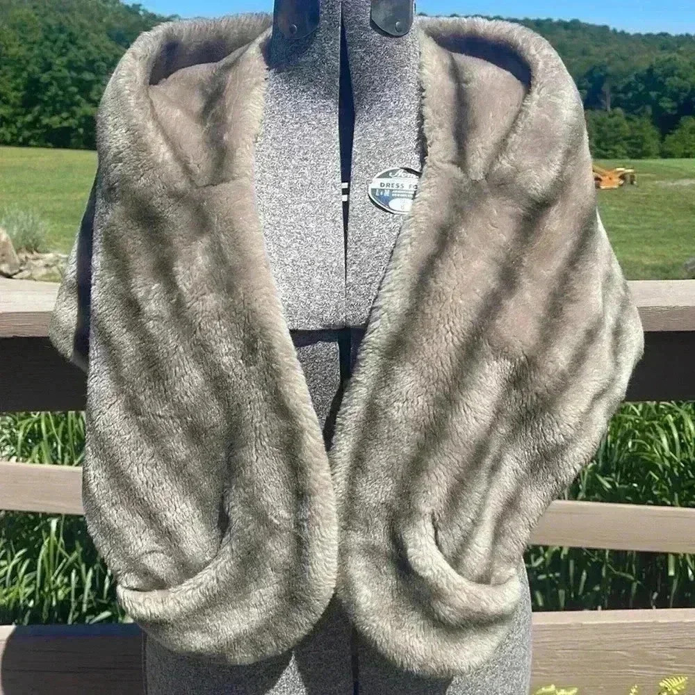 Vintage Sears and Roebuck  company Kerry Brook Woman’s Shawl. Acrylic, fiber.